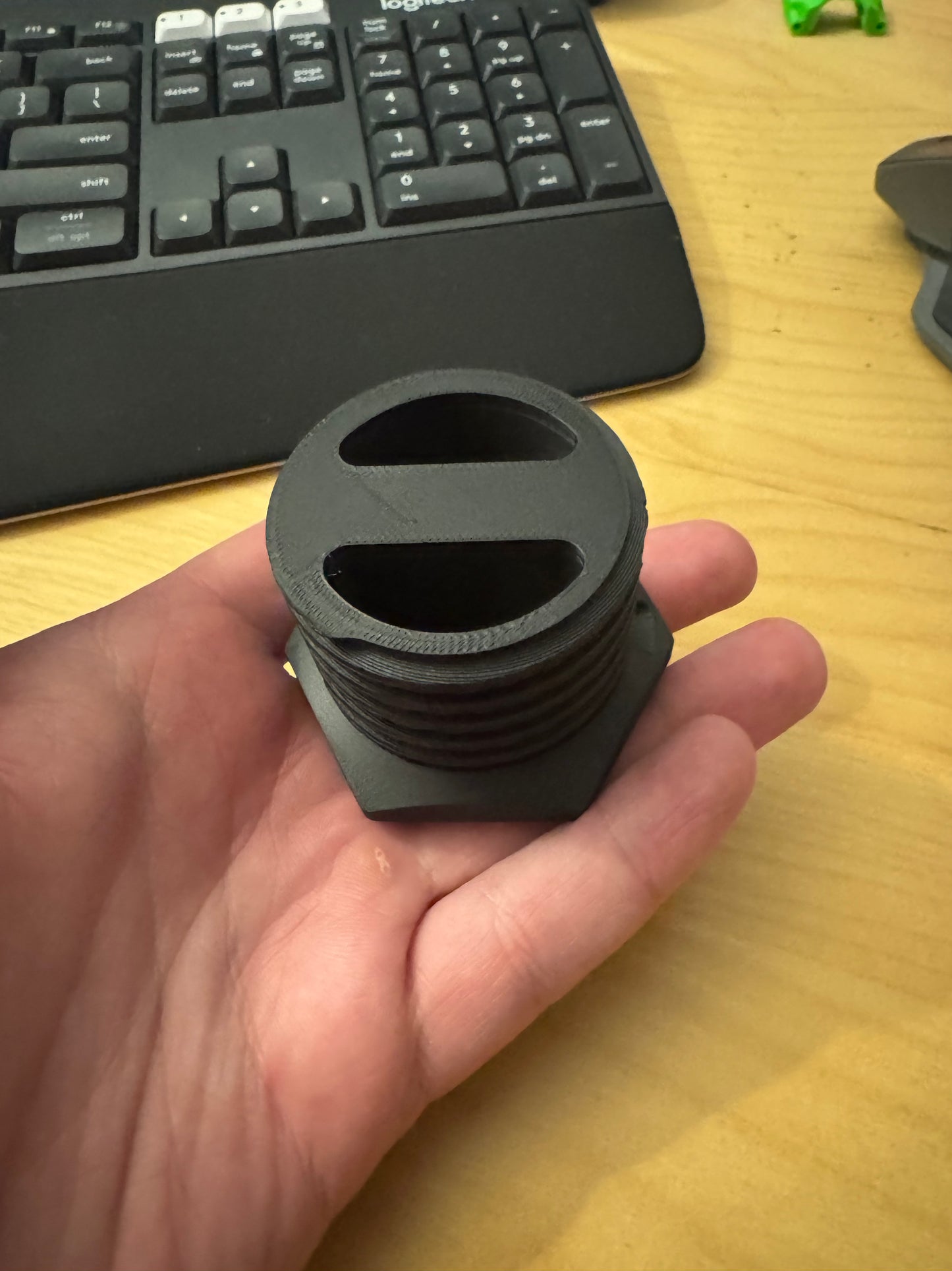 Gunner kennel drain plug
